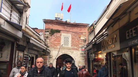 Egyptian Spice Market, Walking