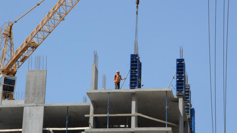 Construction work on a new building of a resident GIF 動畫 14852039 ...