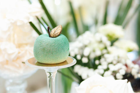 Wedding candy bar. Delicious sweet buffet with cupcakes. Sweet holiday buffet