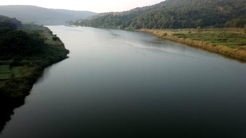 Train travel throu India 4. Green narrow river vailley
