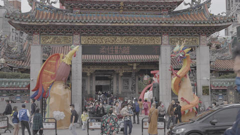 Longshan Temple Main Gate