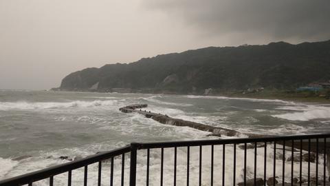 Rough sea