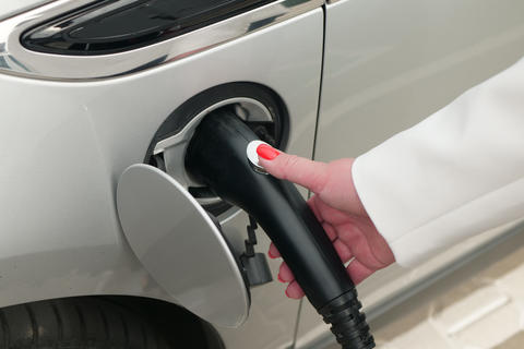 Hand plug in EV
