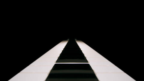 Mirrored piano keyboard