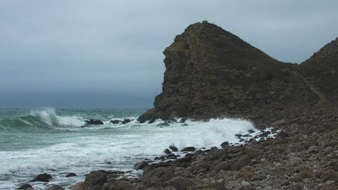 Slow motion side view. Turquoise waves with white foam i GIF 24797264 ...