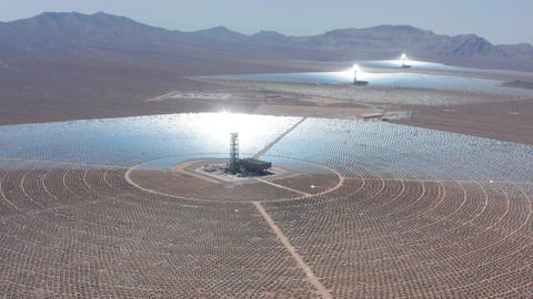 World Largest Solar Thermal Power Plant 애니메이션 GIF 25955692 | MotionElements