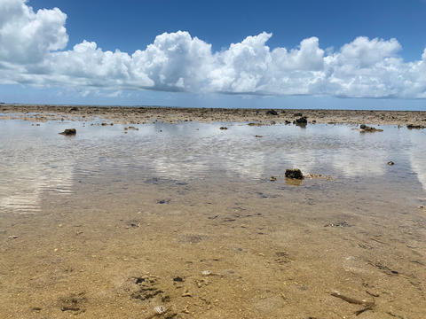 Clear blue sky and white clouds, Shallow beach in Okinawa 03