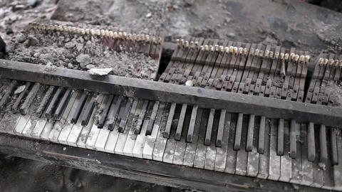 broken piano music of war