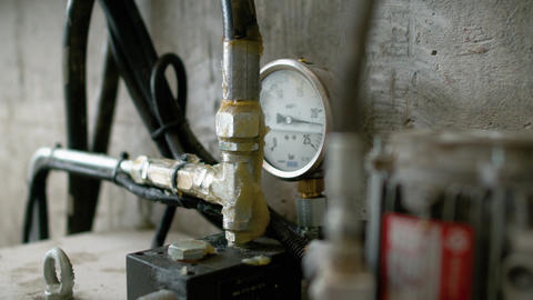 pressure gauge