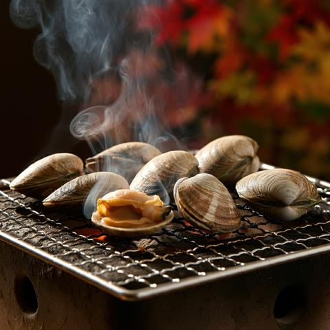 Autumn grilled clams003