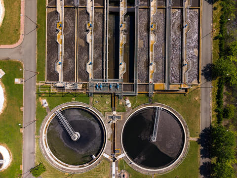 Water treatment facility in operation during daylight hours