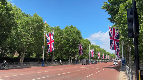 Sunny summer day on London street, United Kingdom capital tour