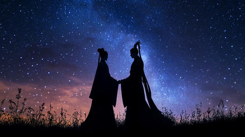 天の川に佇む織姫と彦星のシルエット 古代中国衣装の七夕幻想背景