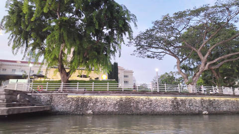 Colonial era buildings turn museum, historic architectures along the Singapore River