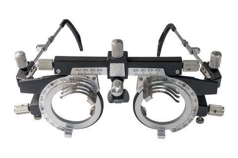 Optometry trial frame with adjustable lens axis measurement scale