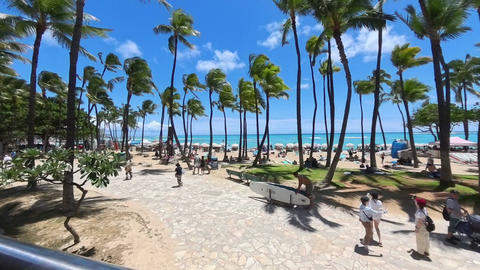 Hawaii's beautiful Waikiki Beach