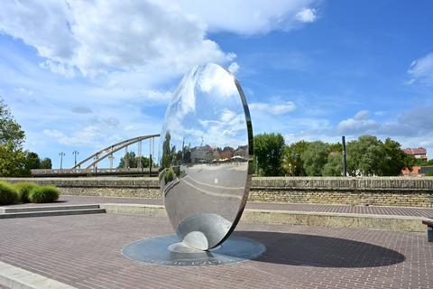 Gyor Hungary September 4 2026 Daytime Reflective Pulzus Sculpture Beside the River